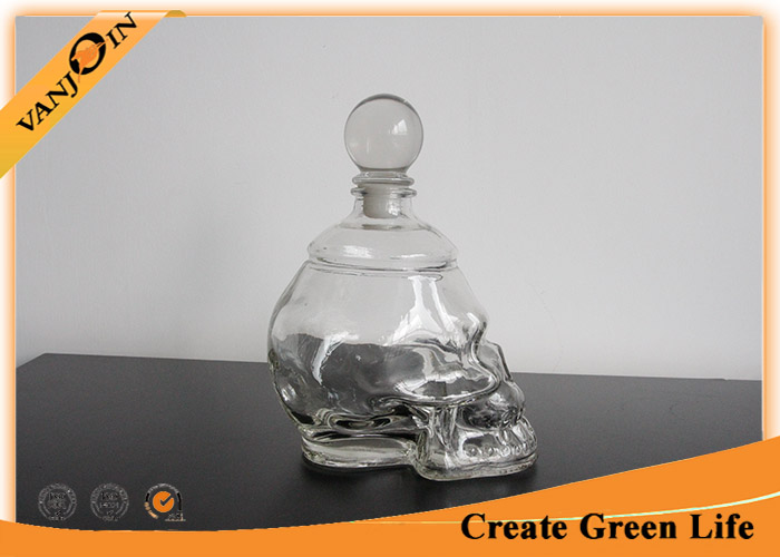 750ml Empty Skull Shape Decorative Glass Bottles with Cork ,  Glass Bottle for Liquor or Wine
