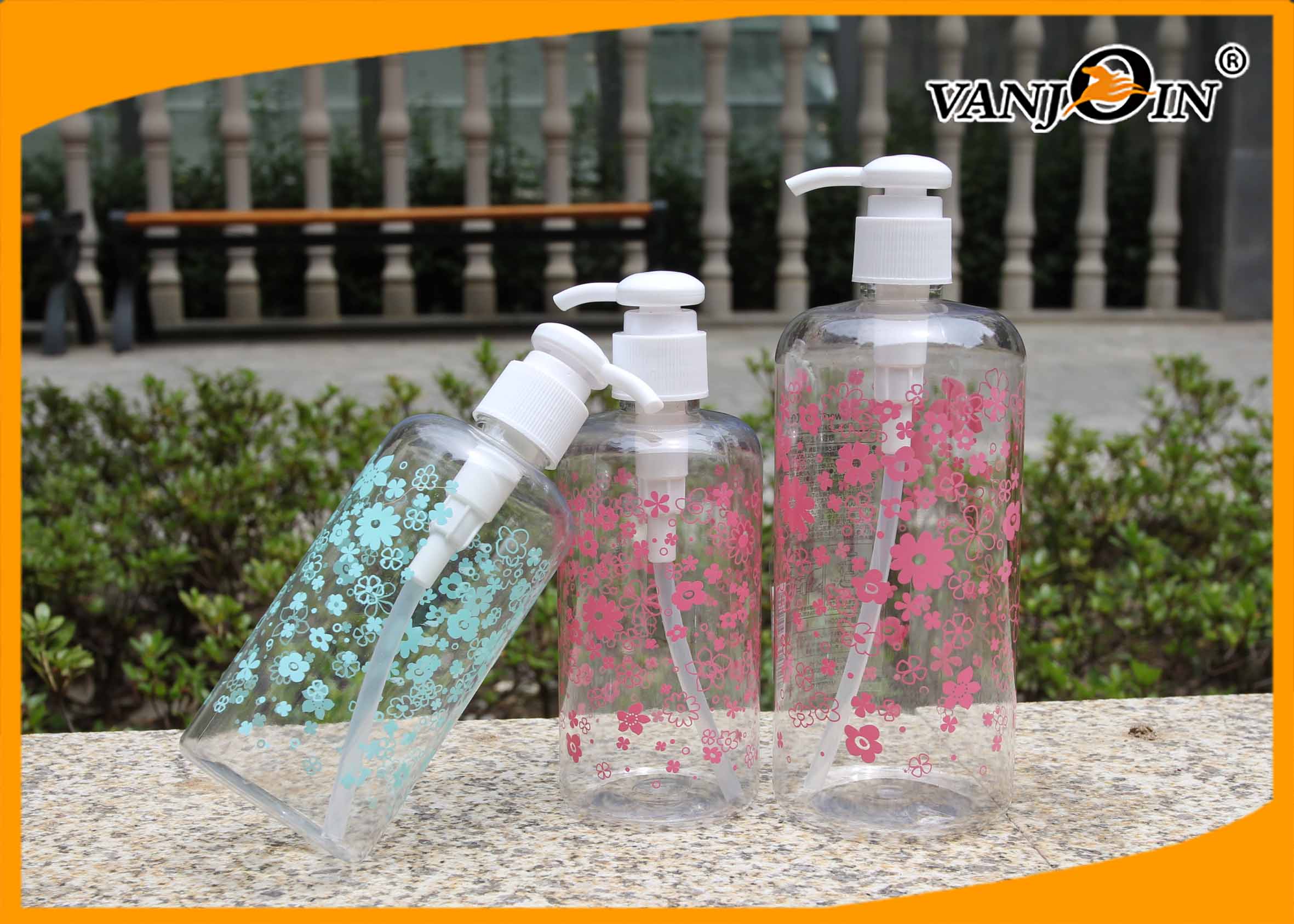 250ml / 500ml Clear Cosmetic Packing Plastic Bottle with Lotion Pump , Recycling PET Bottles