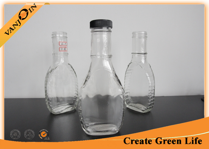 Eco-friendly Food Grade Glass Sauce Bottles for Powder Drugs / Spicy 8oz With Black Plastic Lid