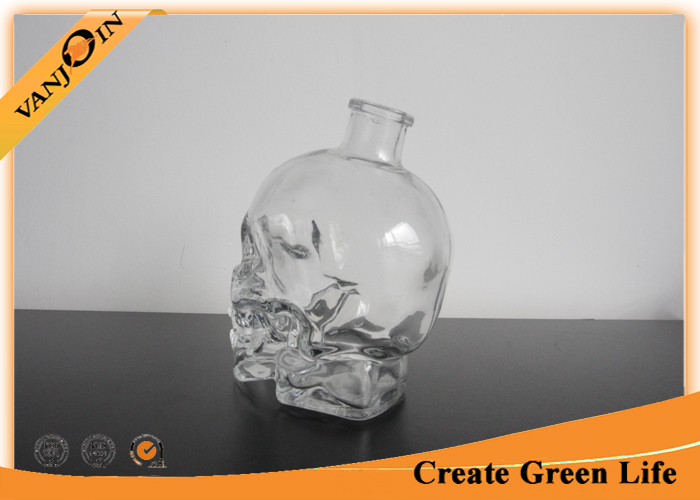 395ml Engraved Skull Shape Head Vodka Wine Glass Bottles For Halloween , Specialty Bottle