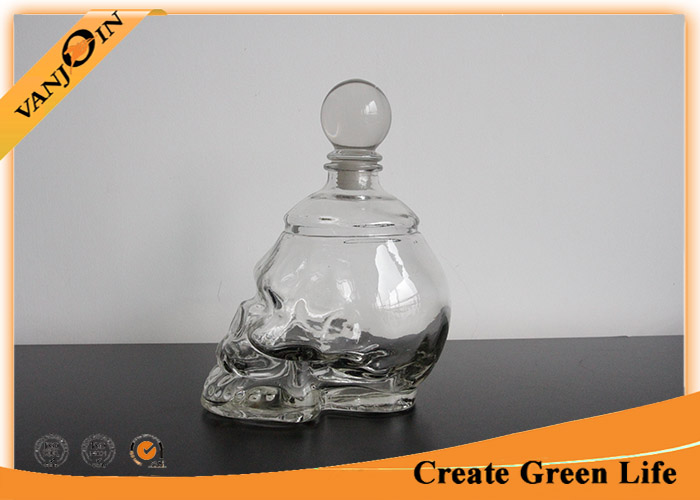 750ml Empty Skull Shape Decorative Glass Bottles with Cork ,  Glass Bottle for Liquor or Wine