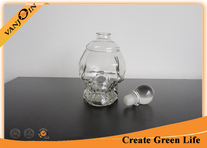 750ml Empty Skull Shape Decorative Glass Bottles with Cork ,  Glass Bottle for Liquor or Wine