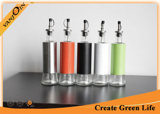 China Kitchen Use 10oz Glass Oil Bottle With Plastic Cover And Stainless Steel Nozzle supplier